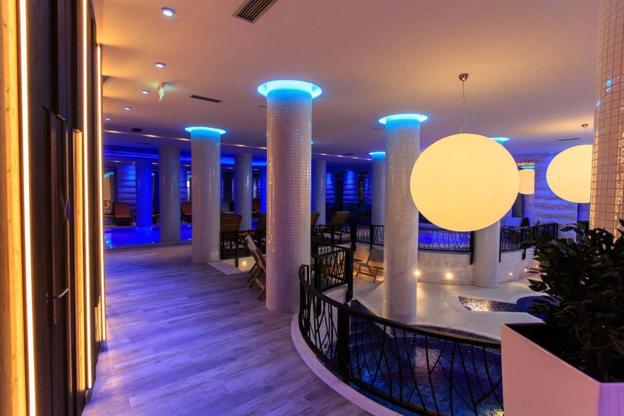Apart Hotel Kalamper Bar Exteriér fotografie